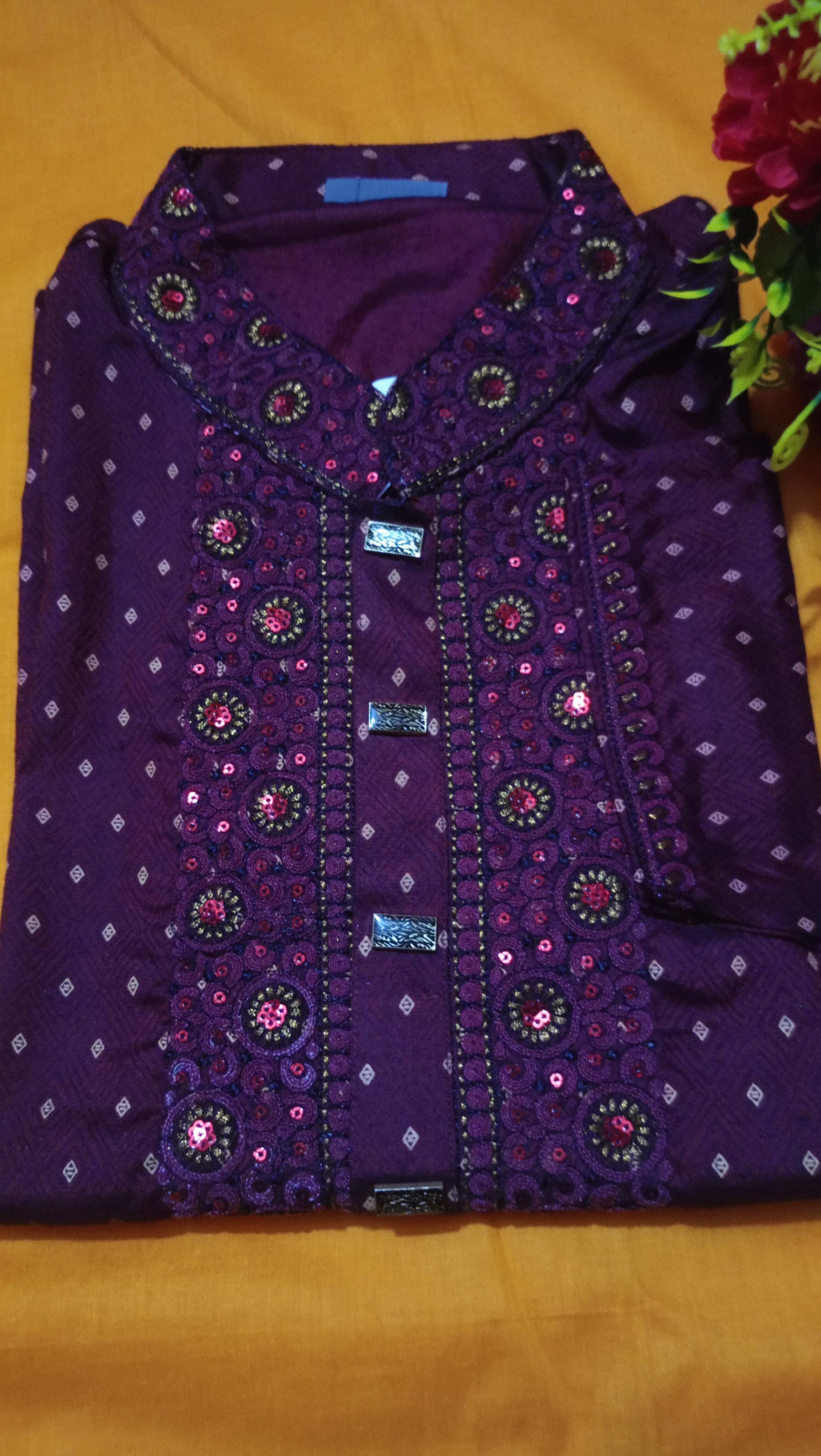 unique boutiqueT